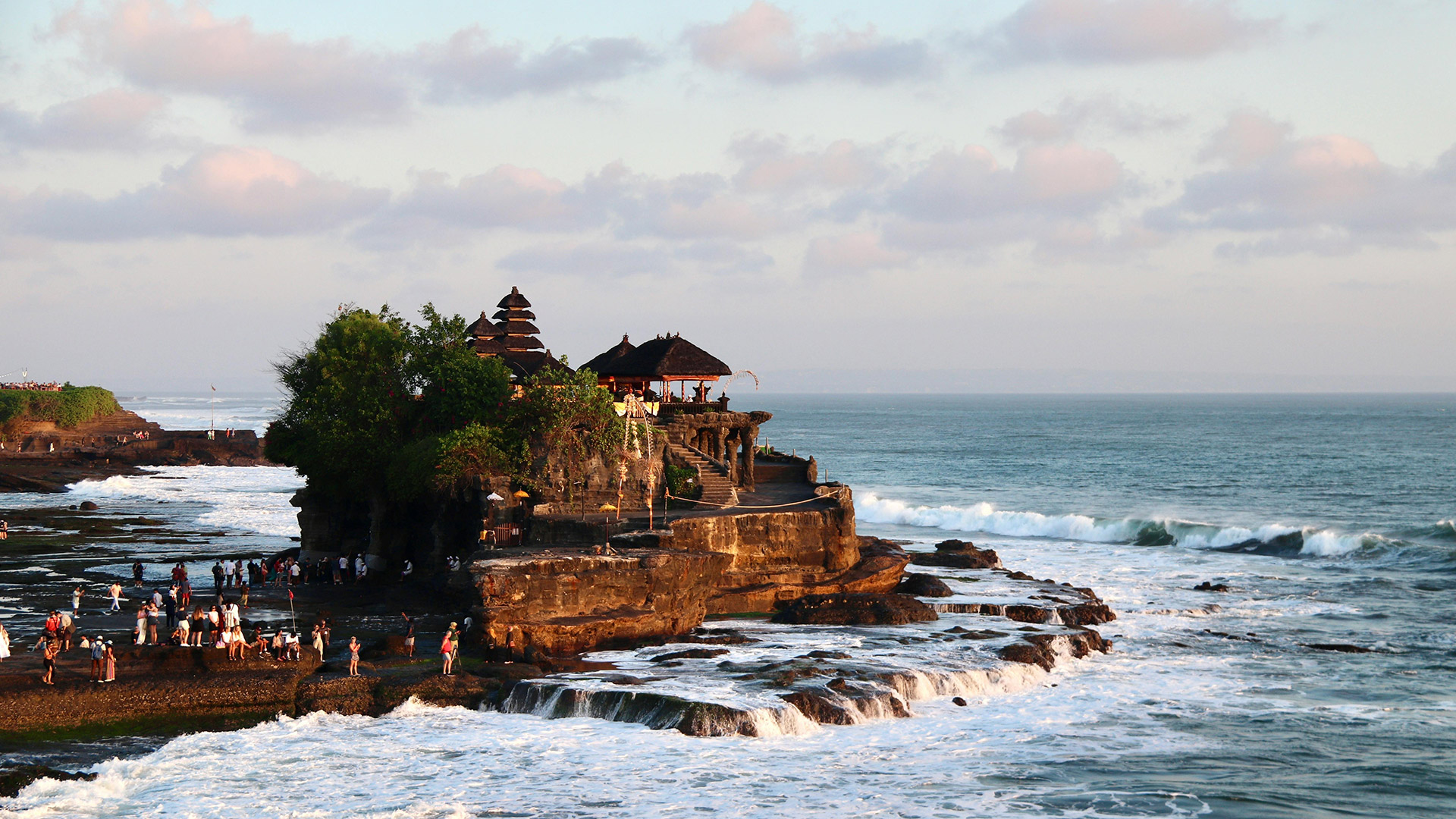 Tanah Lot Temple